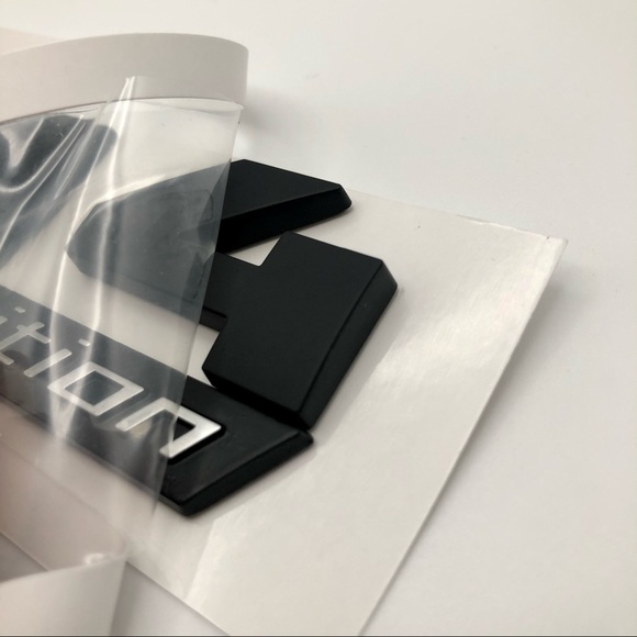 Genuine BMW M4 Rear/Trunk Emblem/Badge Competition - Picture 5 of 8